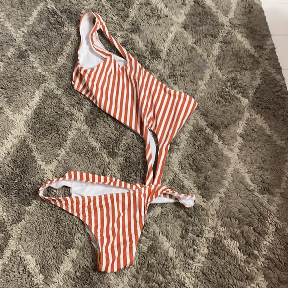 red stripped one shoulder cut out bathing suit - Picture 2 of 3